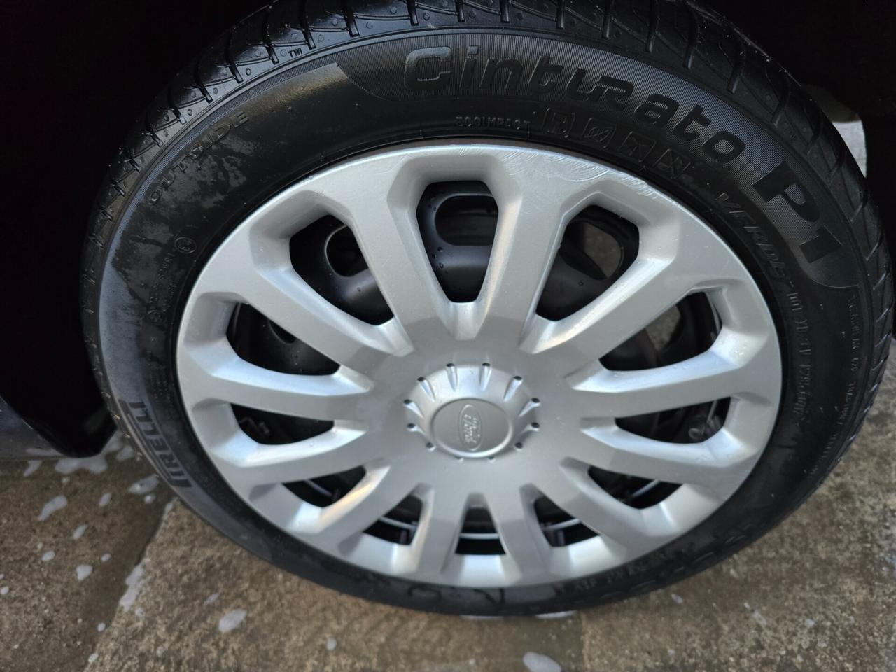 Ford Fiesta 1.5 TDCi 75CV 5 porte