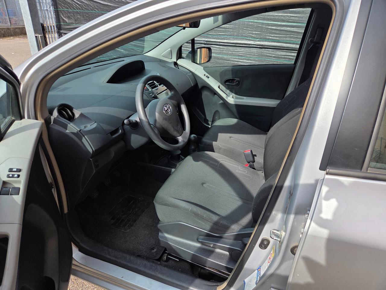 Toyota Yaris 1.0 5 porte Sol unico proprietario