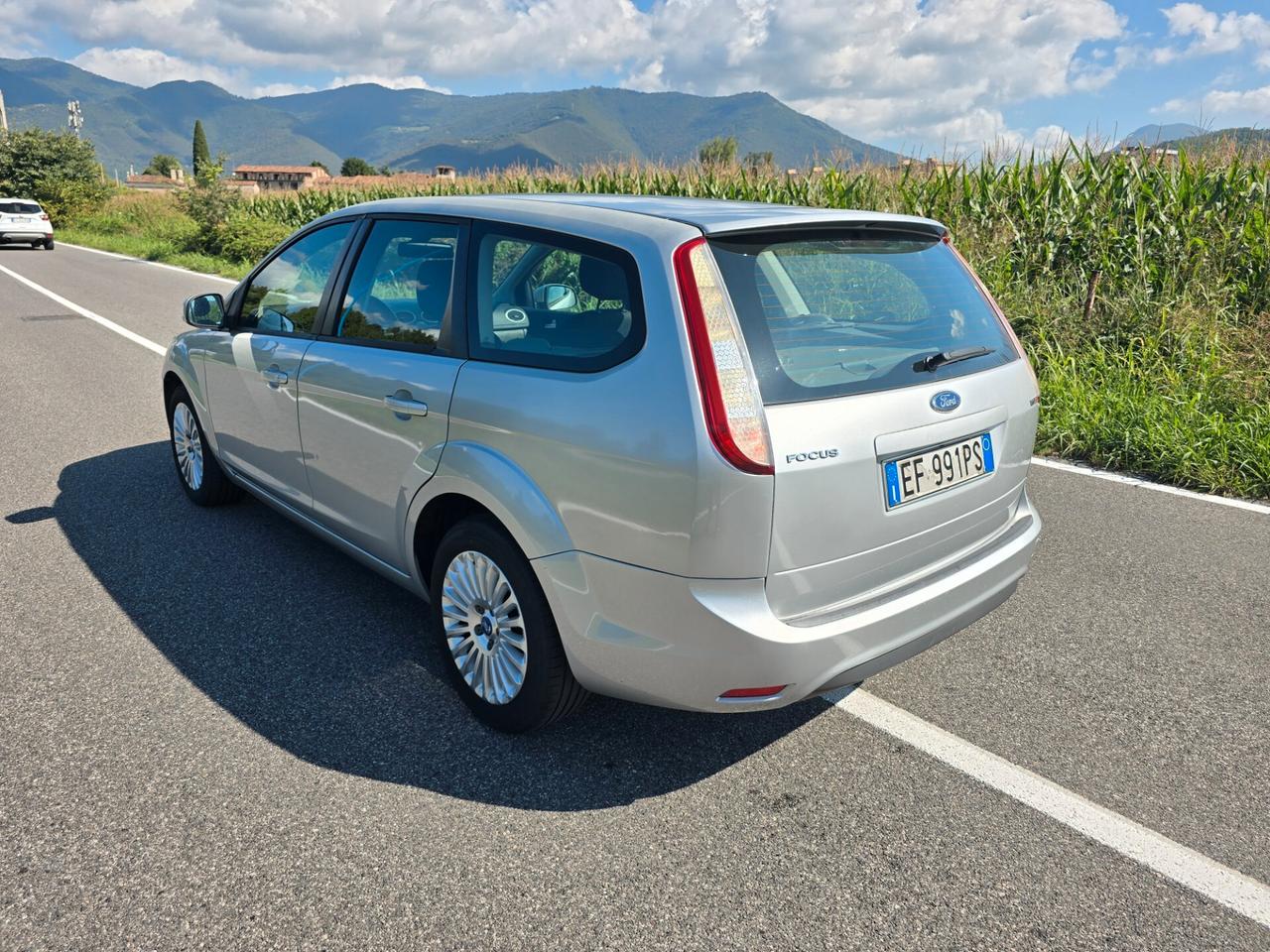 FORD FOCUS 1.6 TITANIUM "OK PER NEOPATENTATI"
