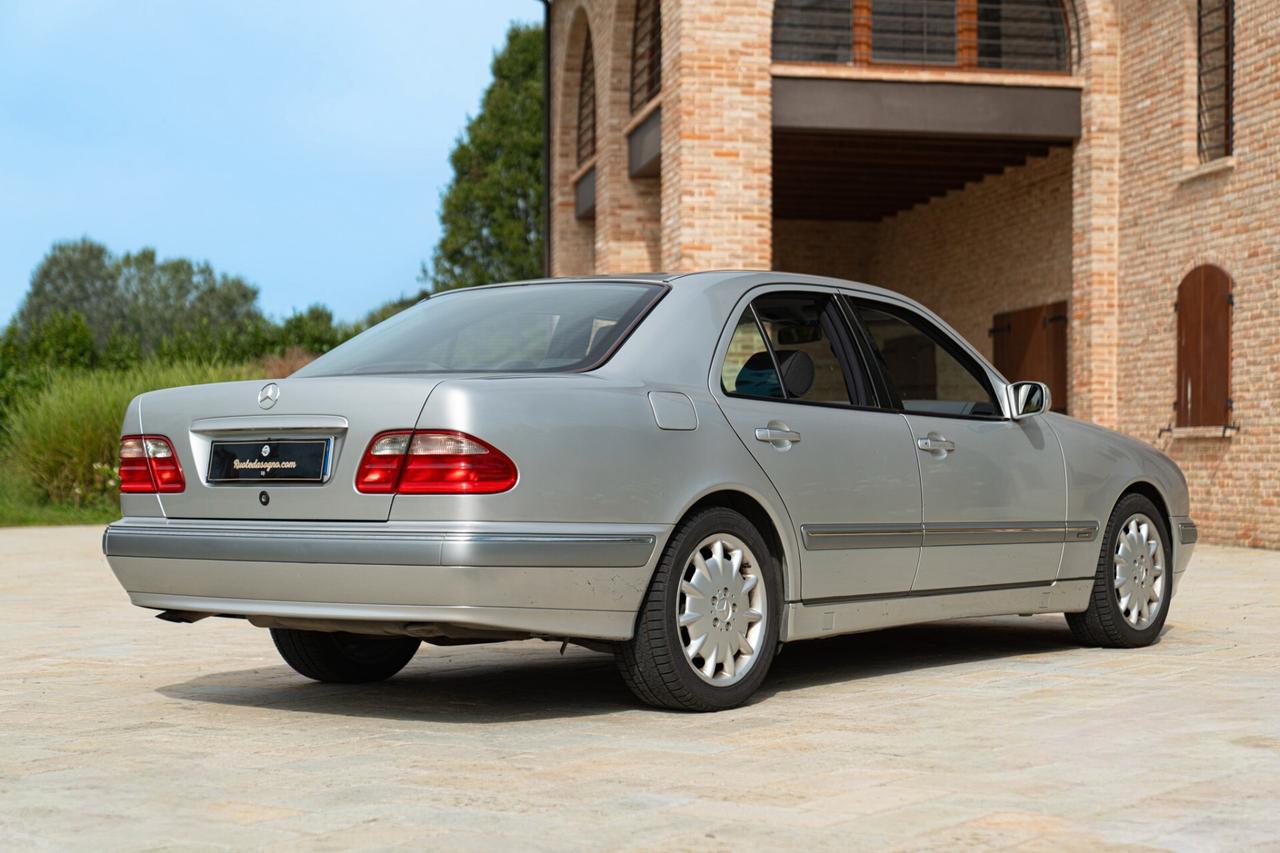 Mercedes-benz E 430 V8 - MER00314