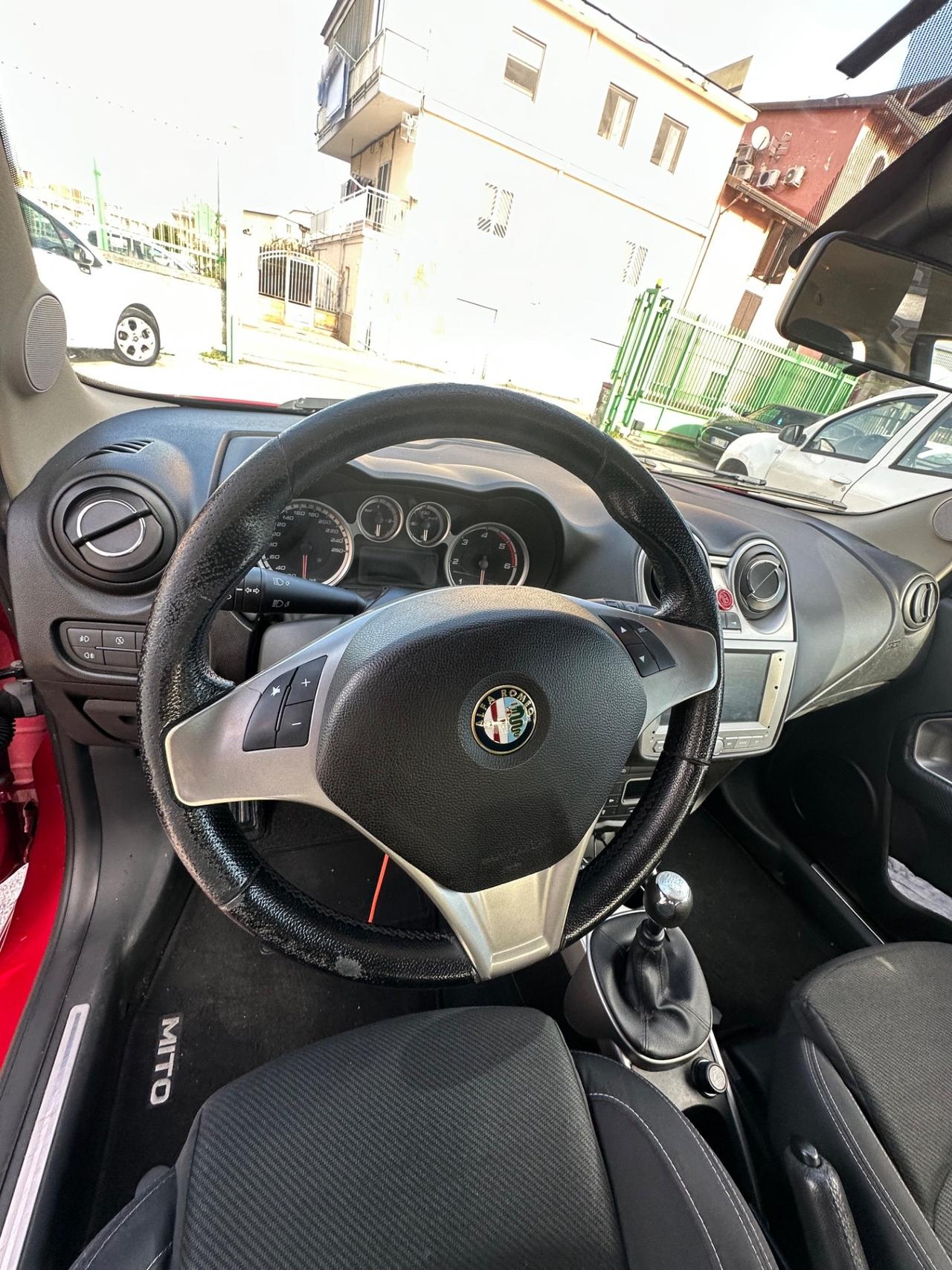 Alfa Romeo MiTo 1.3 JTDm-2 95 CV S&S Distinctive Sport Pack