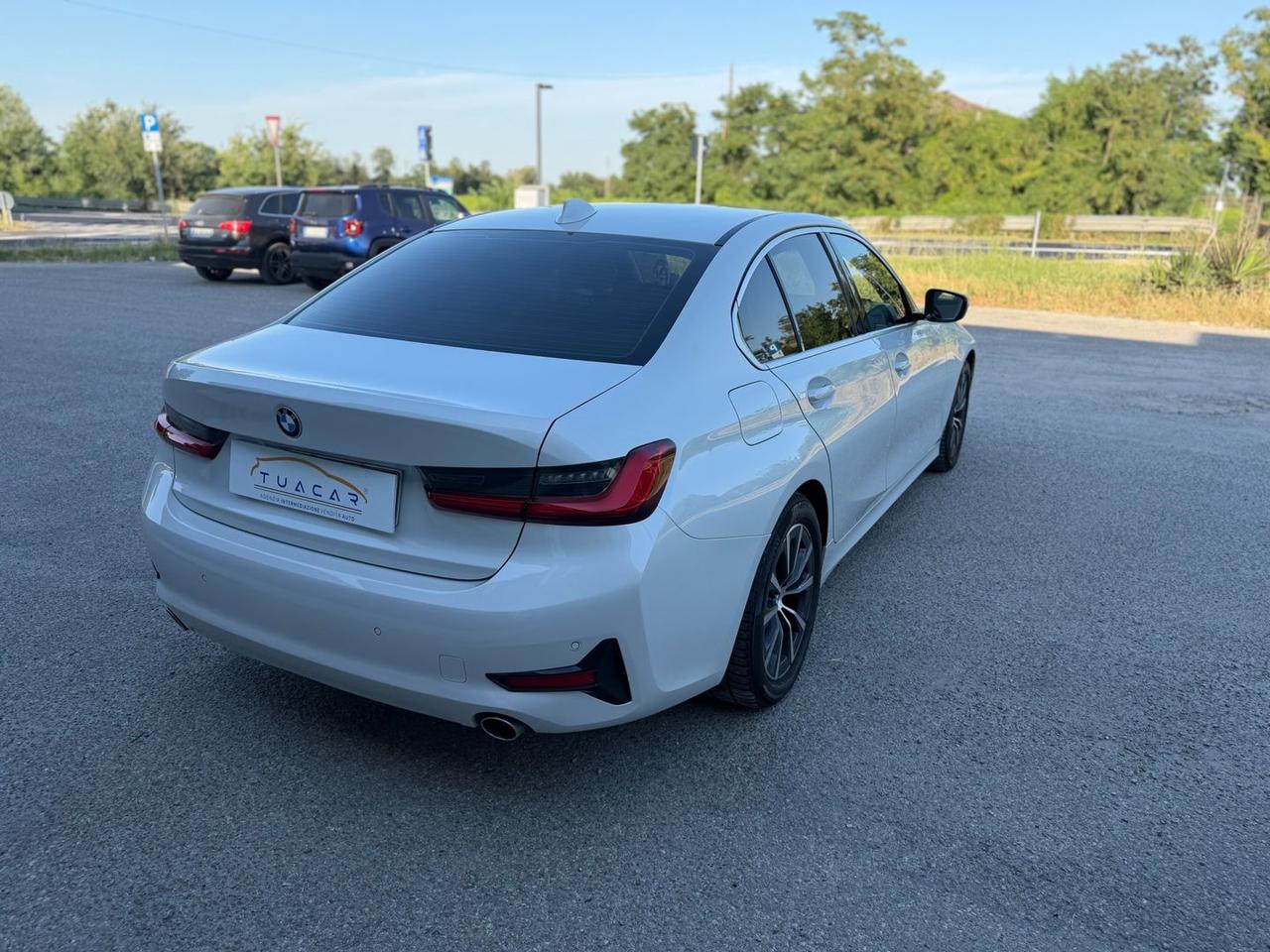 Bmw 318 Luxury 318 d #11369