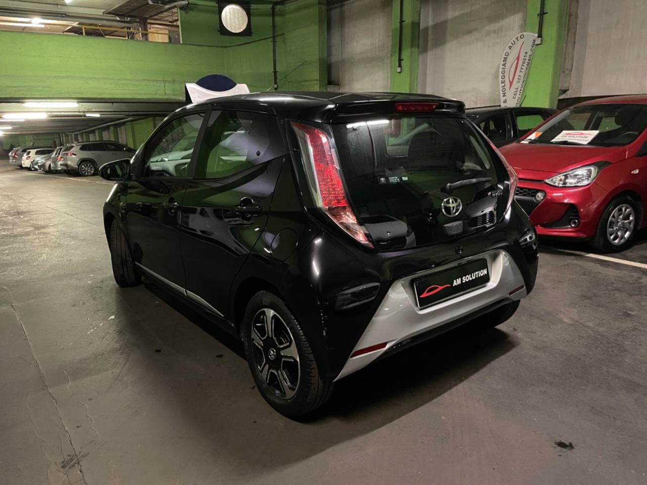 Toyota Aygo 1.0 69cv X-clusive Euro 5 Neopatentati