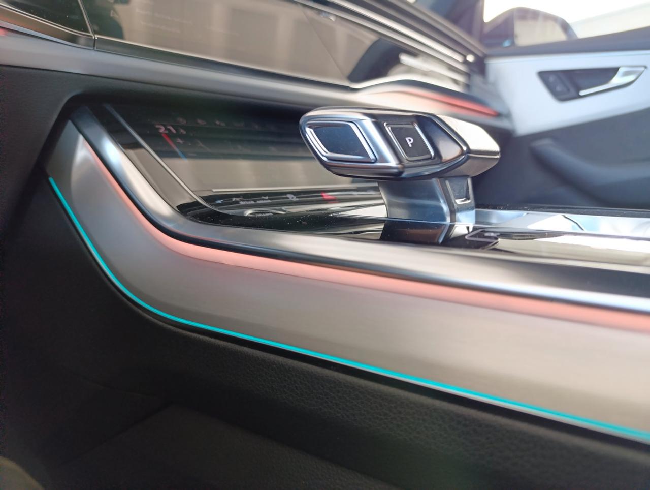 Audi Q8 55 3.0 tfsi mhev Sport quattro tiptronic