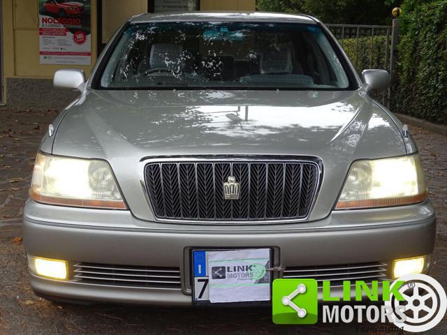 TOYOTA Crown Majesta 4.0 V8 S170 - 1999 ASI - Import