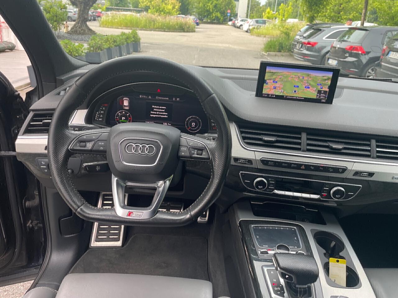 Audi Q7 3.0 TDI 272 CV quattro Automatik*S-line*Navi*Pelle*7 posti*