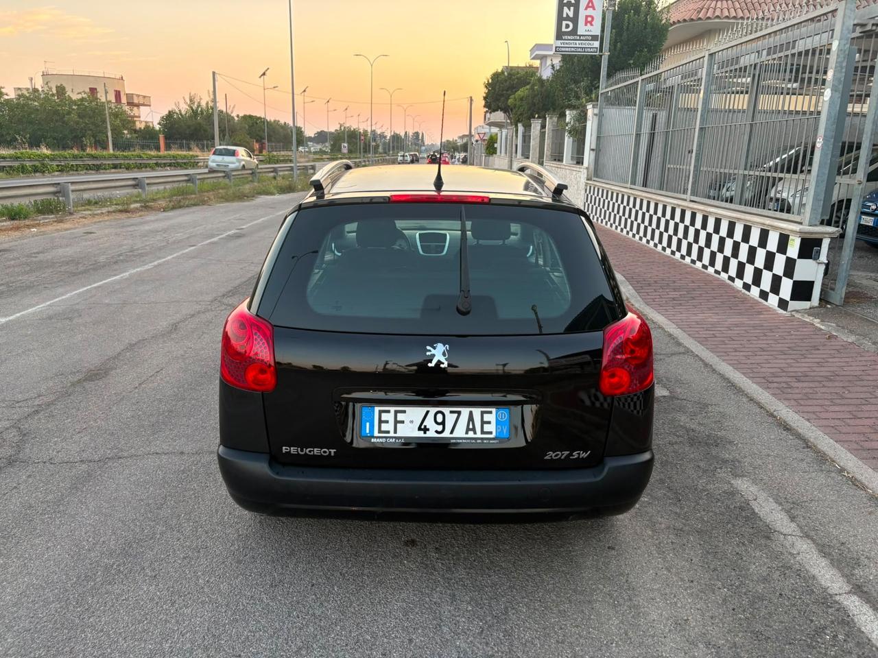 Peugeot 207 1.6 HDi 93CV SW X Line Unipro 2011