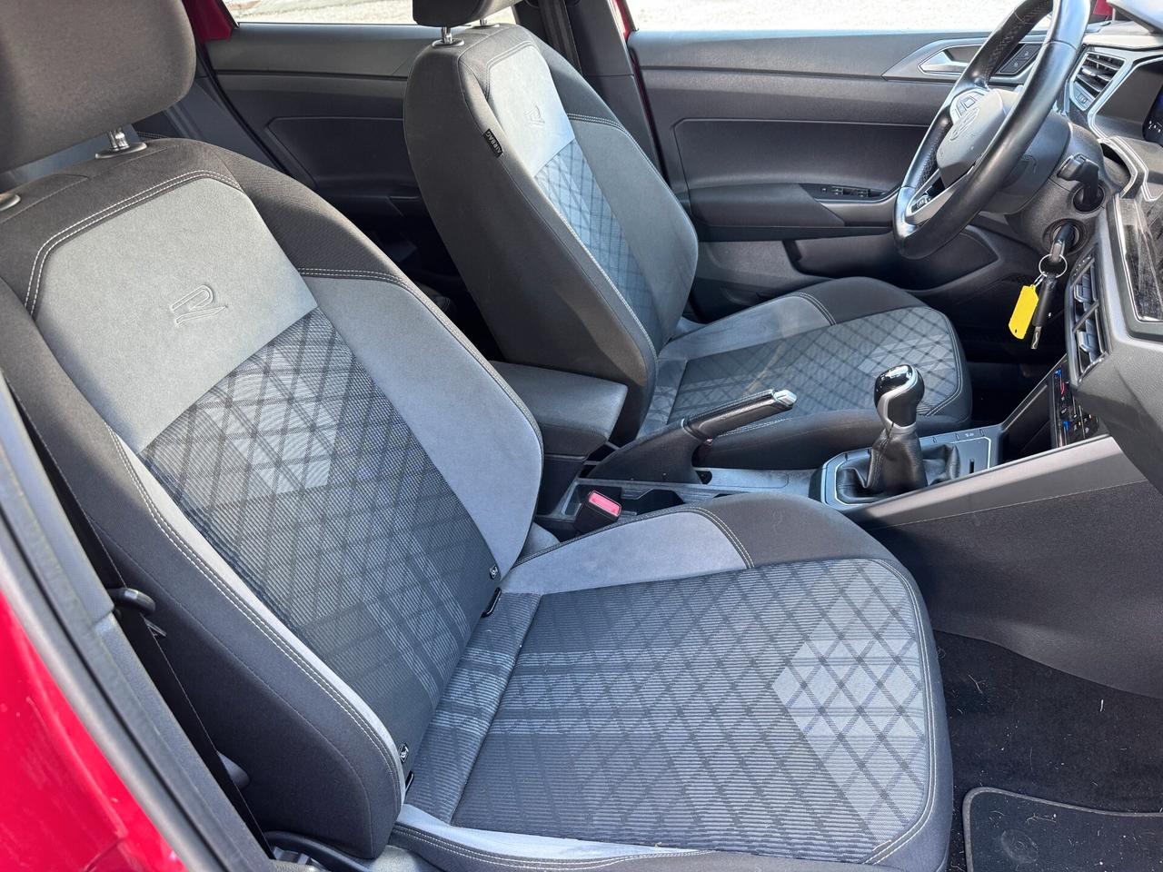 VW Polo 1.0 TSI R-Line Benzina