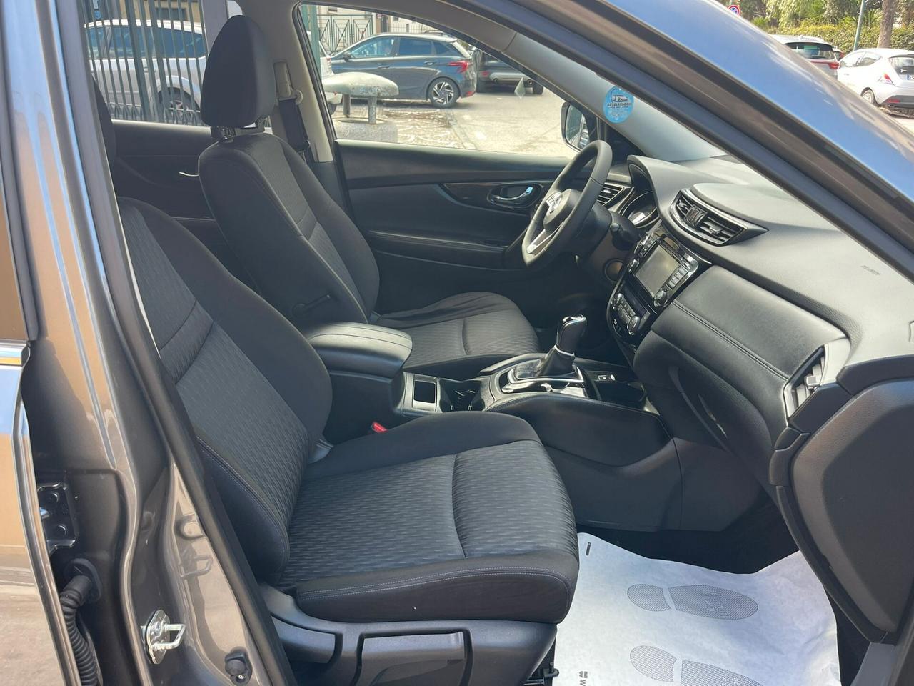 Nissan X-Trail dCi 150 2WD N-Connecta