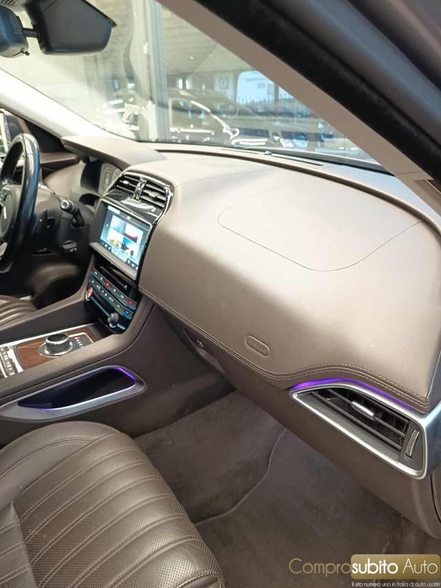 JAGUAR F-Pace 2.0 D 180 CV AWD aut. Portfolio
