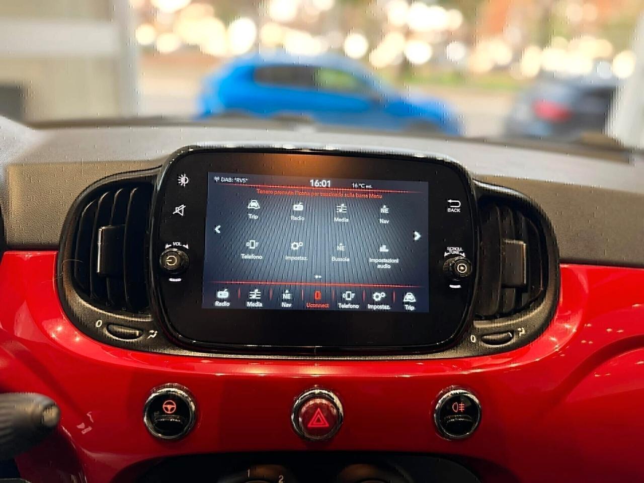 Fiat 500 1.0 Hybrid Lounge "NAVI"