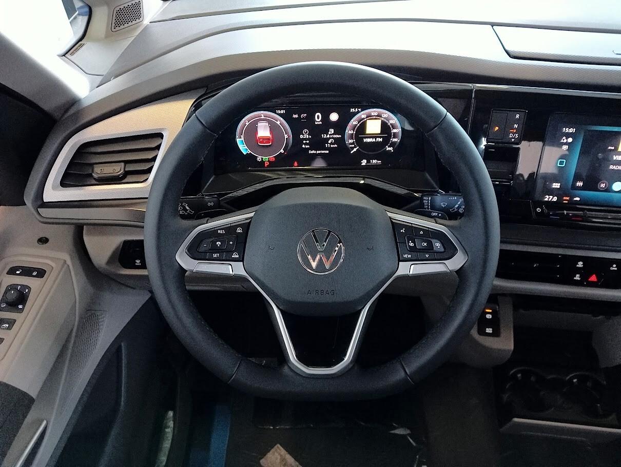 Volkswagen T7 California TOUR TDI DSG 5+5 THULE 18" GANCIO AGEVOLABILE LEGGE 104