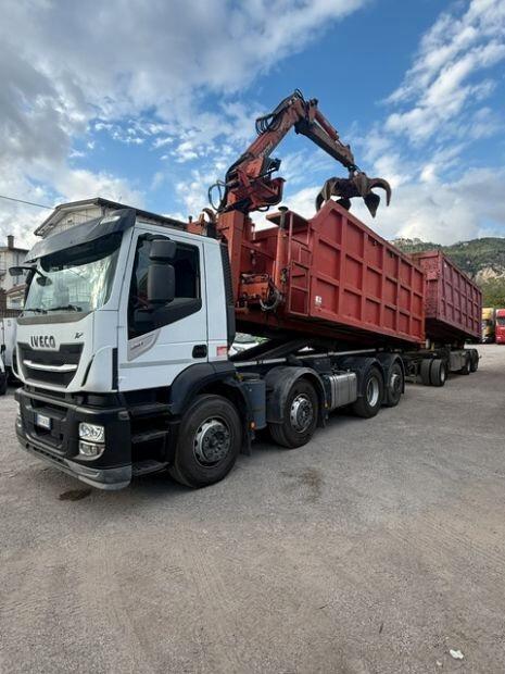 Motrice Iveco Stralis XP 460 scarrabile Rimorchio Piacenza Scarrabile