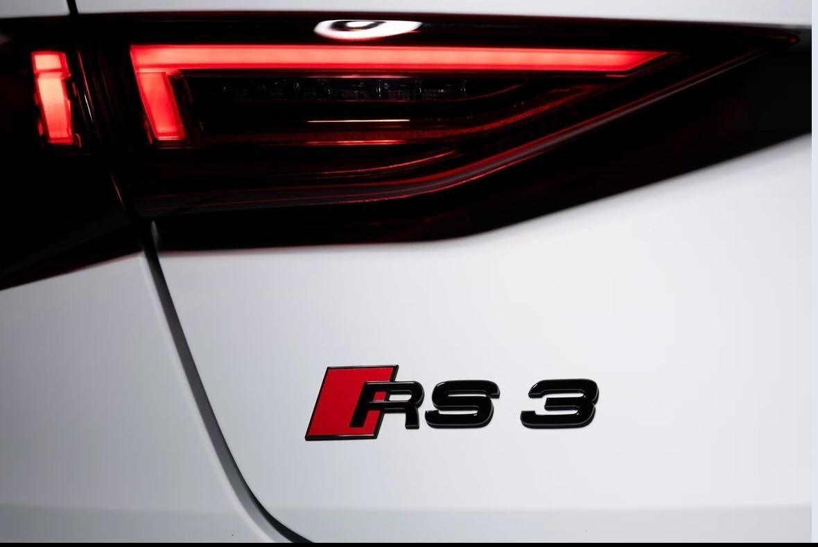 Audi RS3 - Tetto panoramico