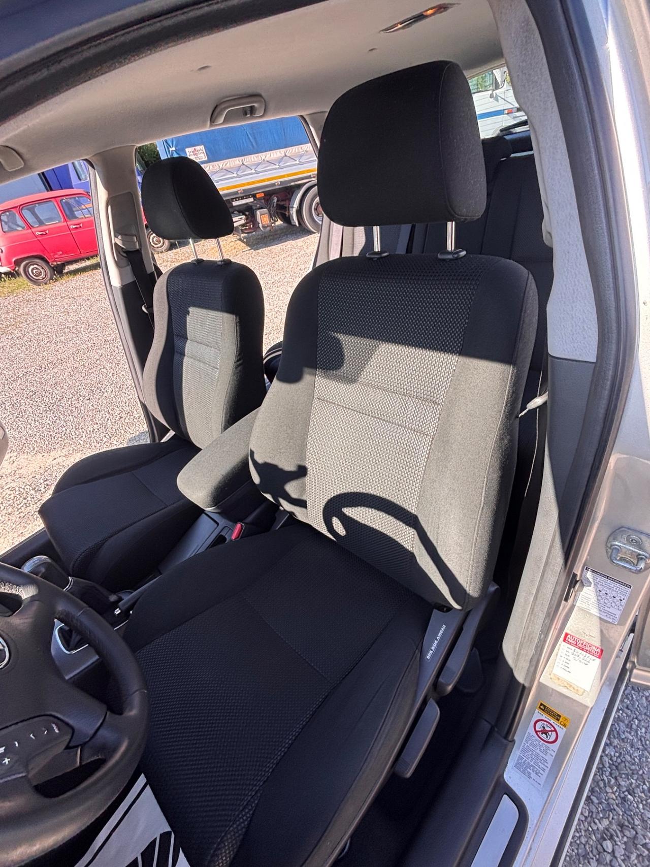 Toyota Avensis 2.0 D-4D 16V Station Wagon