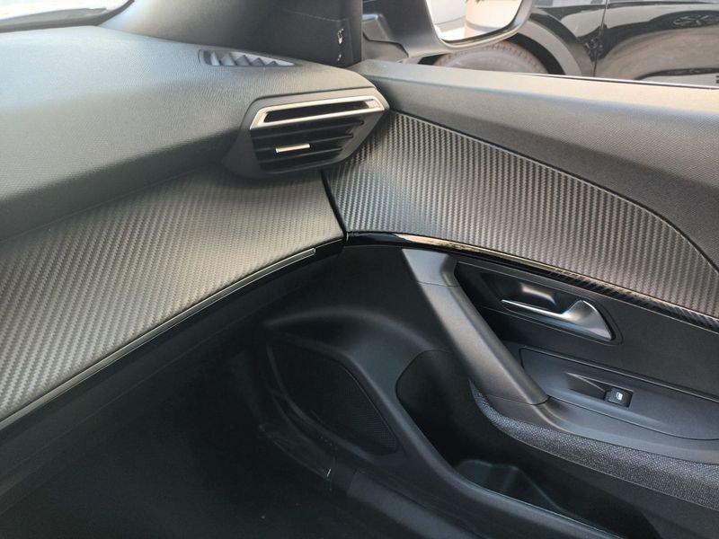 Peugeot 2008 Hybrid 1.2 Style 110 CV e-DCS6 auto