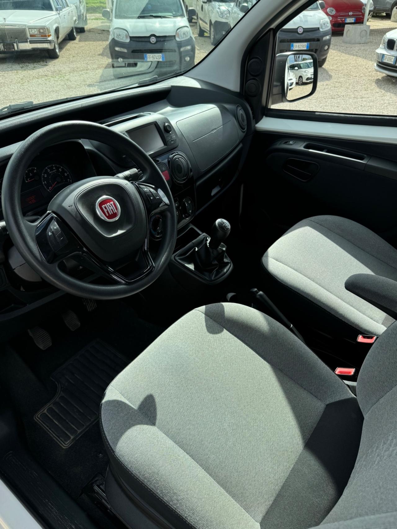 fiat qubo N1 autocarro con i posti