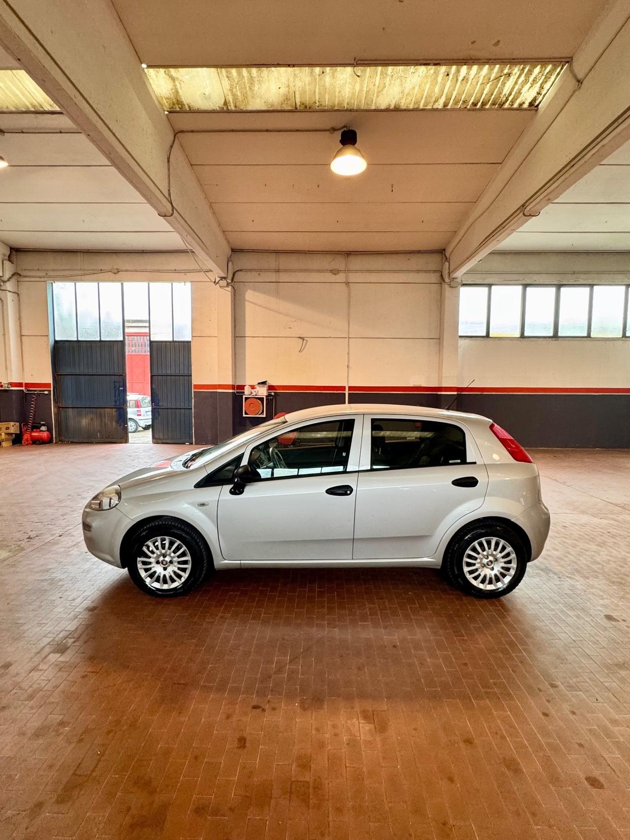 Fiat Punto 1.4 8V 5 porte Easypower Street