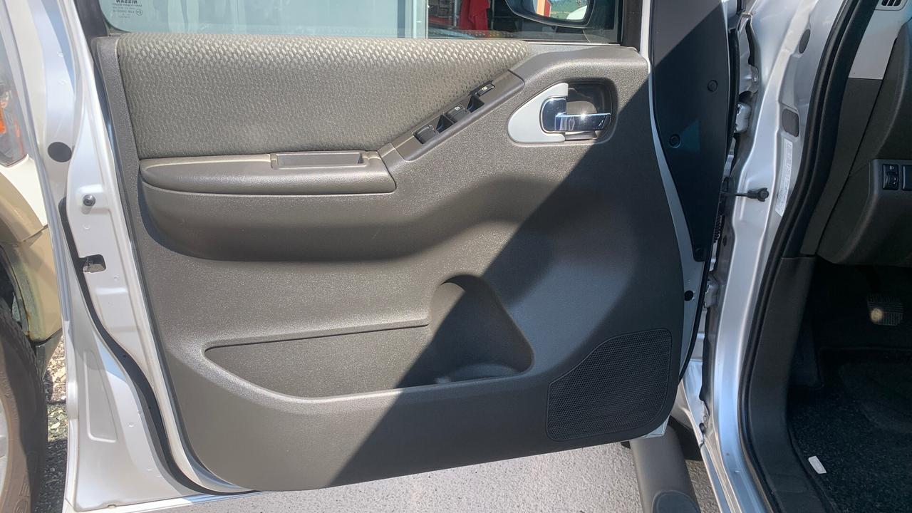 Nissan Navara 2.5 dCi 190CV 4 porte Double Cab Sport