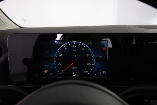 MERCEDES-BENZ CLA sse GLA GLA 180 d Automatic Business