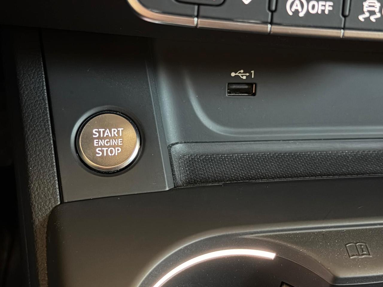 Audi A4 Avant 40tdi 2.0 mhev 204cv s-tronic