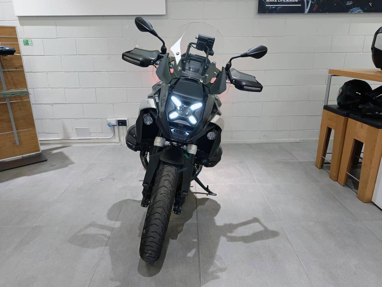 BMW R 1300 GS Triple Black ASA