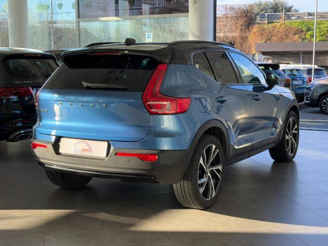 VOLVO XC40 T5 Recharge Plug-in Hybrid R-design