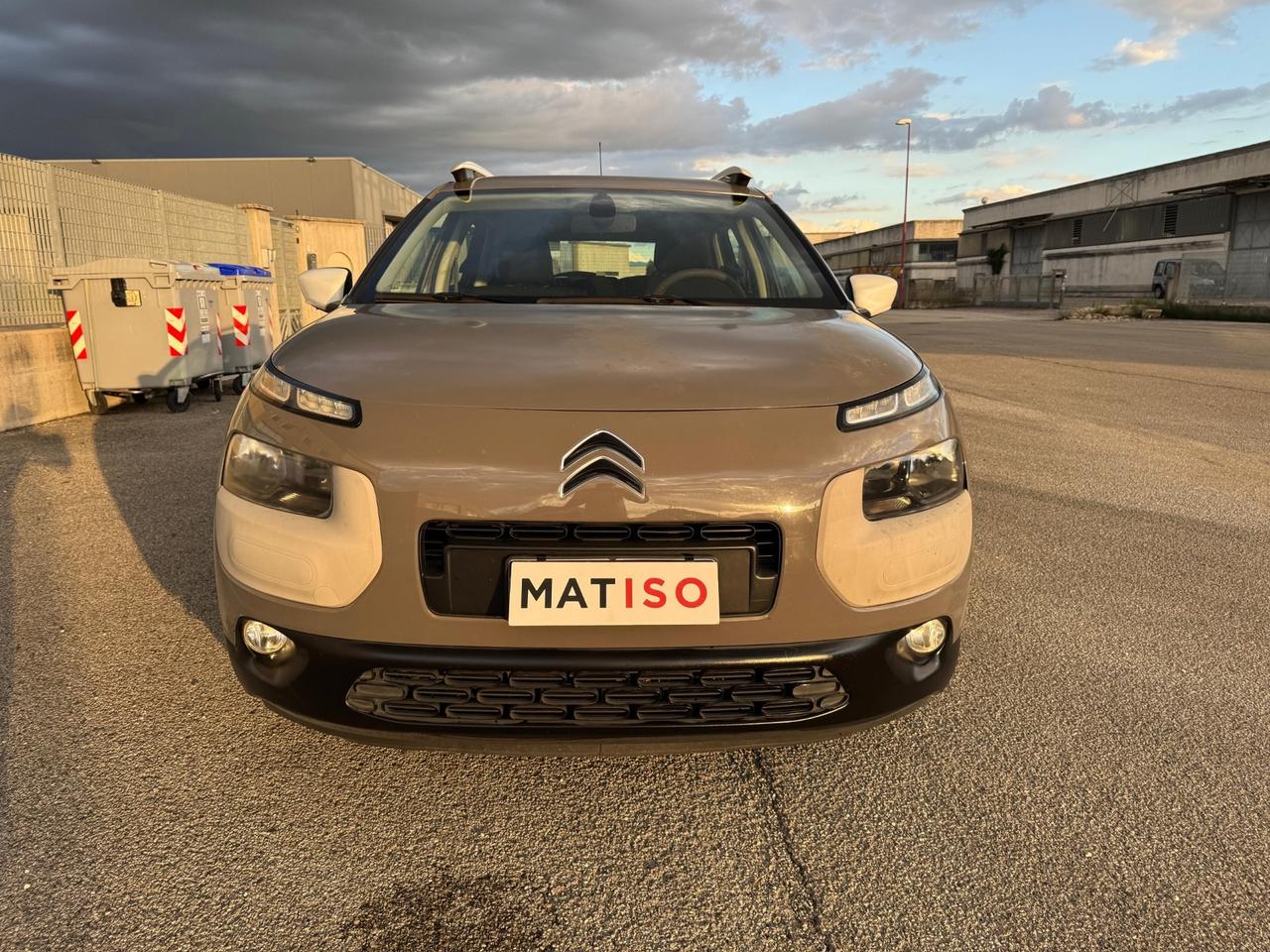 Citroen C4 Cactus PureTech 82 Shine 122000 km