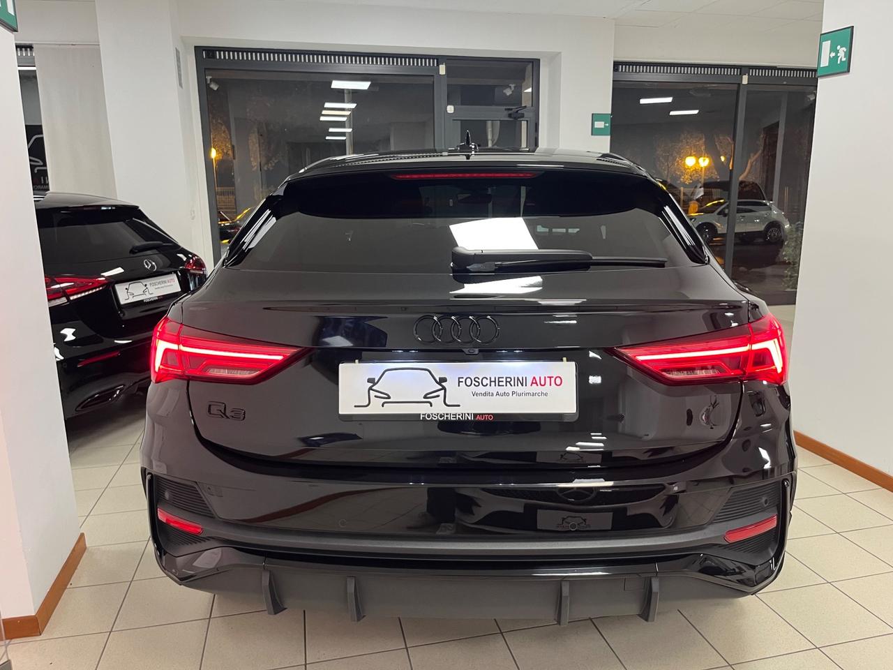 Audi Q3 SPB 35 TDI S-Line Identity Black 2024’