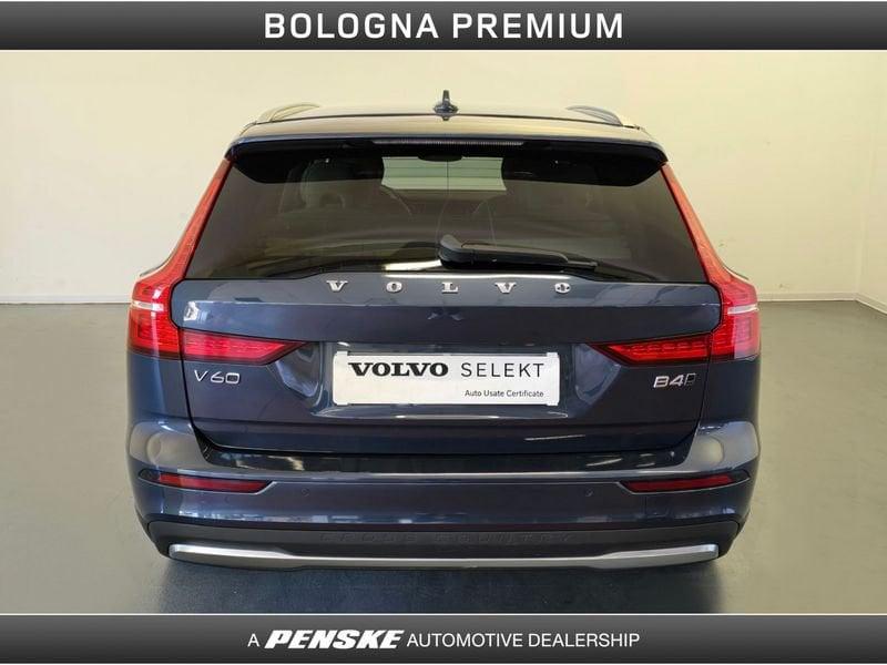Volvo V60 Cross Country V60 Cross Country B4 (d) AWD automatico Plus