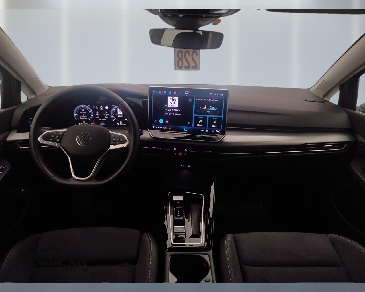 VOLKSWAGEN Golf VIII 2024 - Golf 1.5 tsi ehybrid Style 204cv dsg