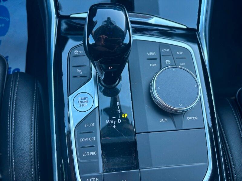 BMW Serie 3(G20/1-80/1) 320d 48V xDrive Touring...