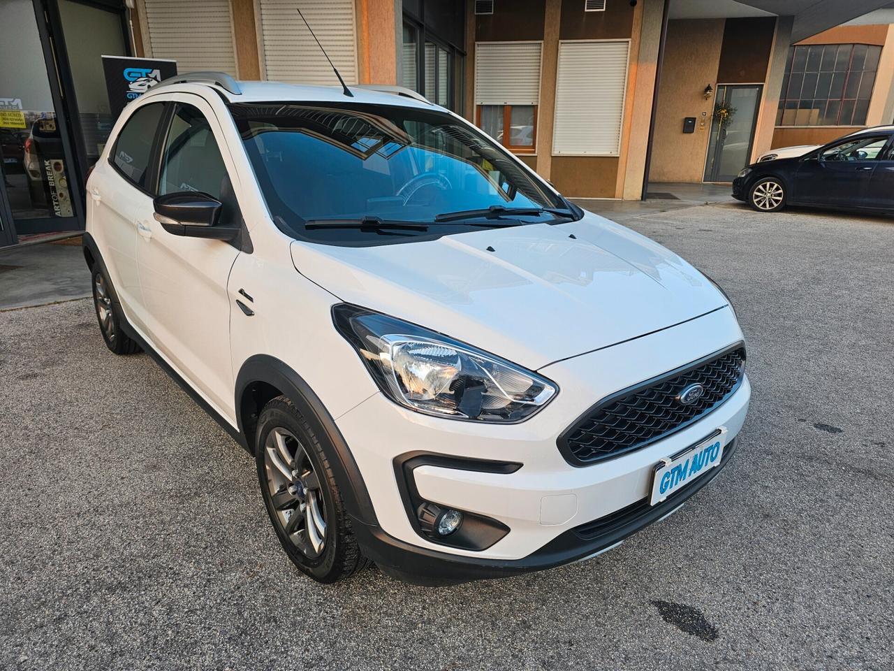 Ford Ka 1.2 85 CV - Benzina - Neopatentati