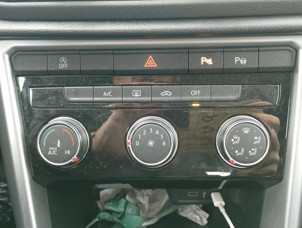 Volkswagen T-Roc 1.0 TSI Life -IMPECCABILE-