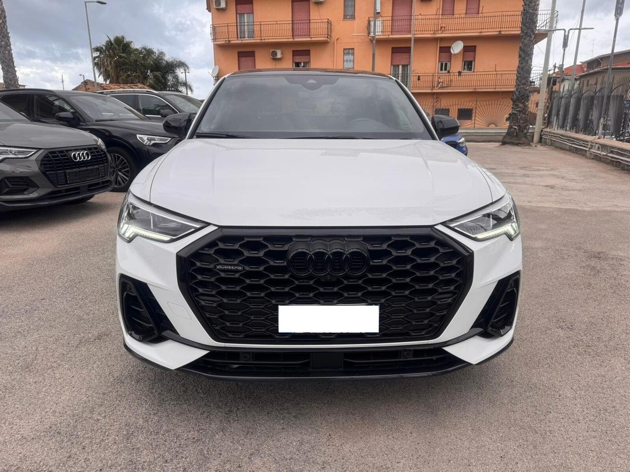 Audi Q3 35 TDI quattro S tronic S line edition tetto