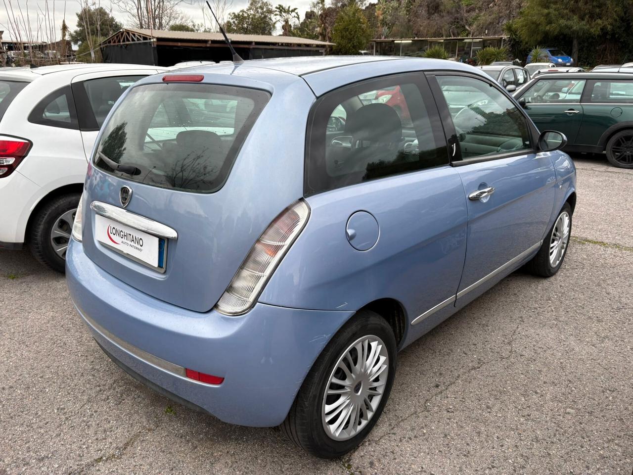 Lancia Ypsilon 1.3 MJT 75 CV Oro