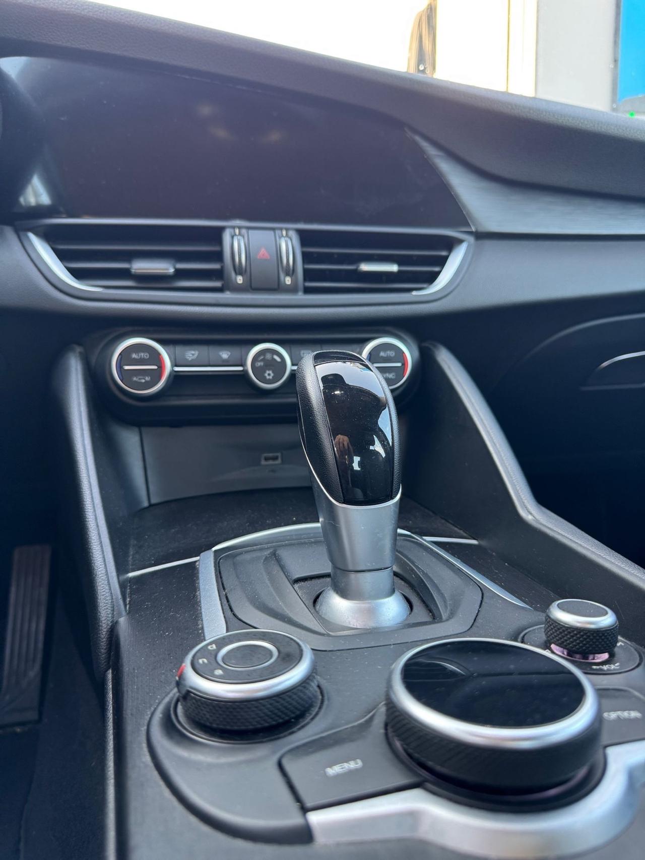 Alfa Romeo Giulia Super Q4 2.2 180cv