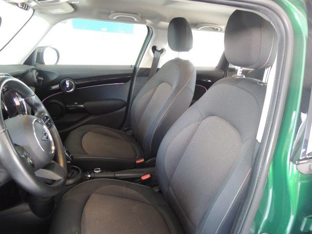 MINI Cooper 1.5 Cooper Essential 5 porte