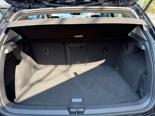 Volkswagen Golf Golf VIII 2020 2.0 TDI STYLE 115cv SUPER PROMO