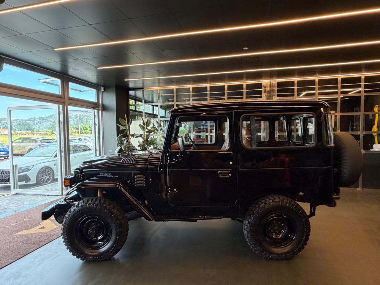 Toyota Land Cruiser BJ 40 Ricondizionato "The World's Style"