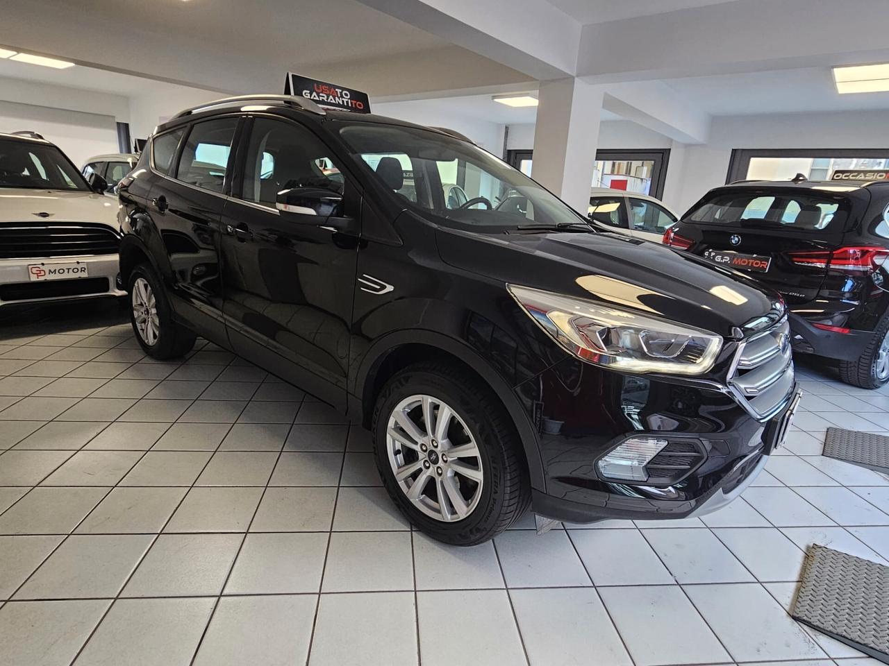 Ford Kuga 2.0 TDCI 120 CV S&S 2WD Powershift Titanium