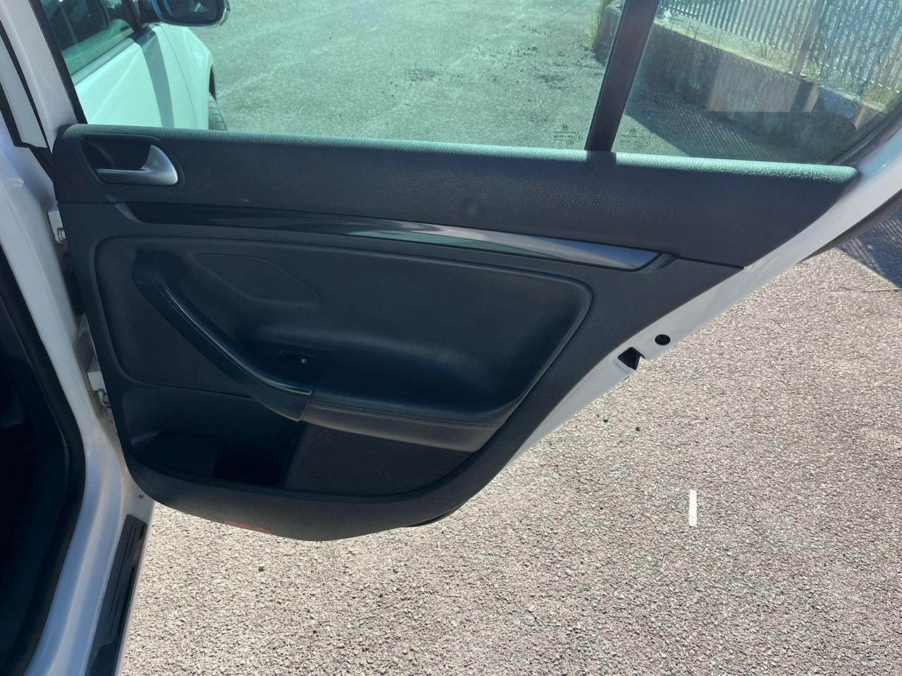 Volkswagen Golf 2.0 TDI GT Sport CAMBIO AUTOMATICO