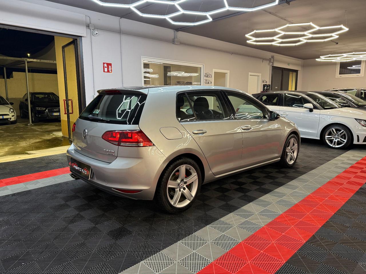 Volkswagen Golf 2.0 TDI 4MOTION Highline - FABIANOAUTO