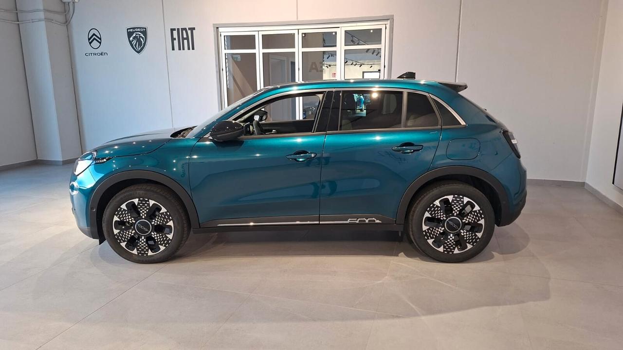 Fiat 600 Hybrid 110 CV DCT MHEV La Prima