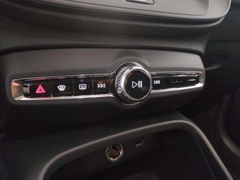 VOLVO XC40 (2017-->) - XC40 T2 automatico Essential