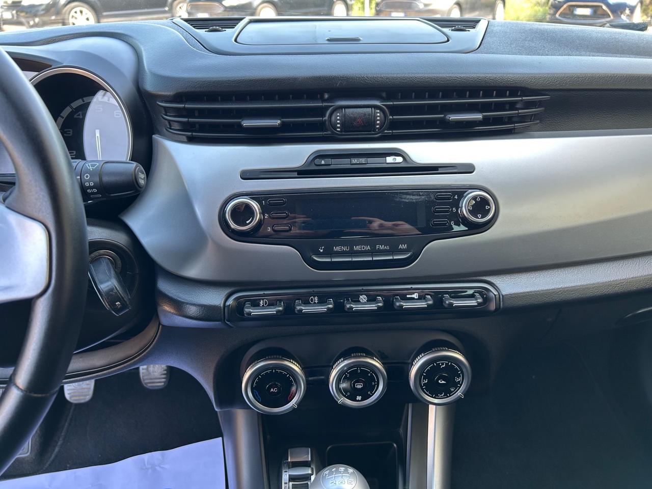 Alfa Romeo Giulietta 1.4 Turbo 120 CV Distinctive