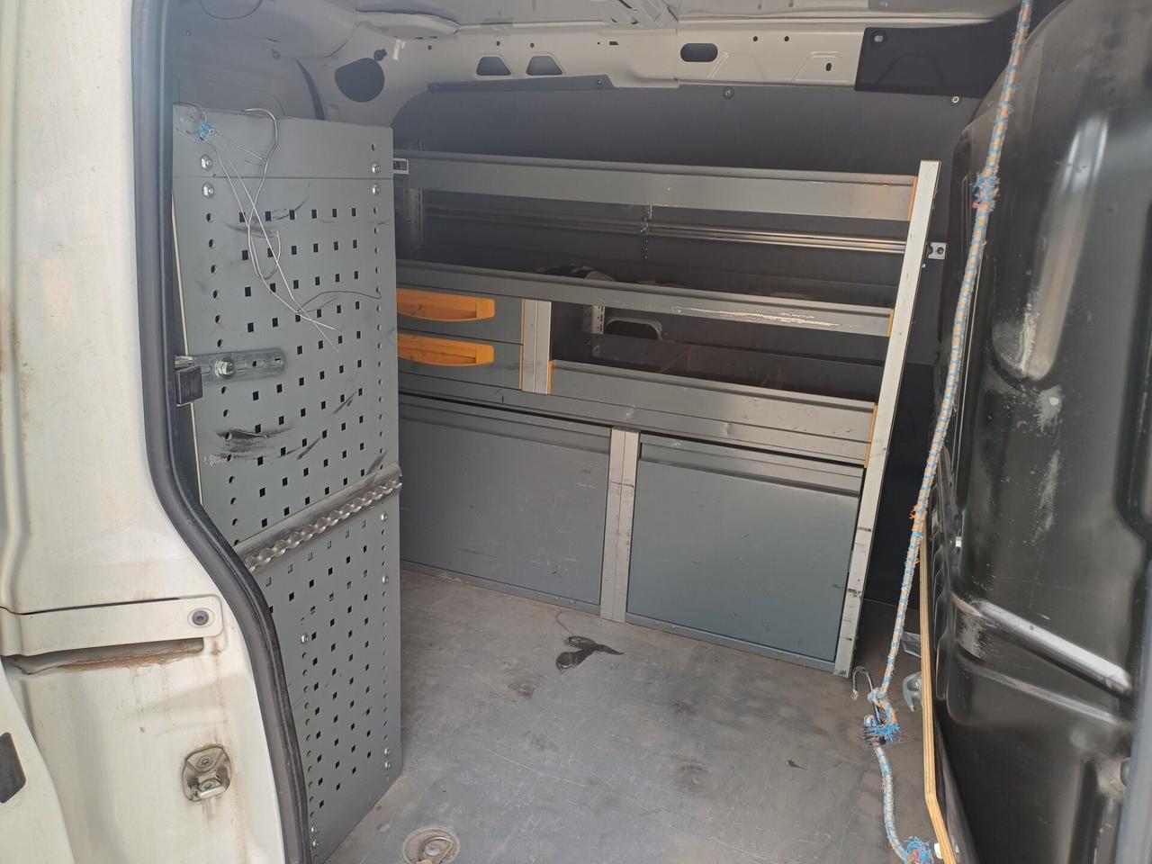Fiat Doblo attrezzato officina mobile