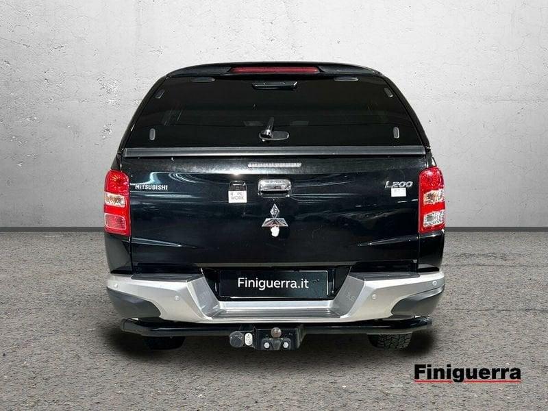 Mitsubishi L200 L200 2.4 DI-D/181CV Double Cab Intense Hp Mivec