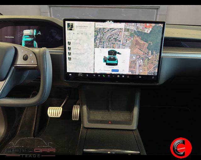TESLA Model X Plaid