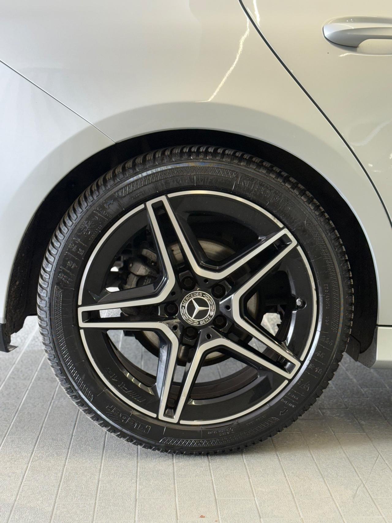 Mercedes-benz CLA 180 d Automatic Premium